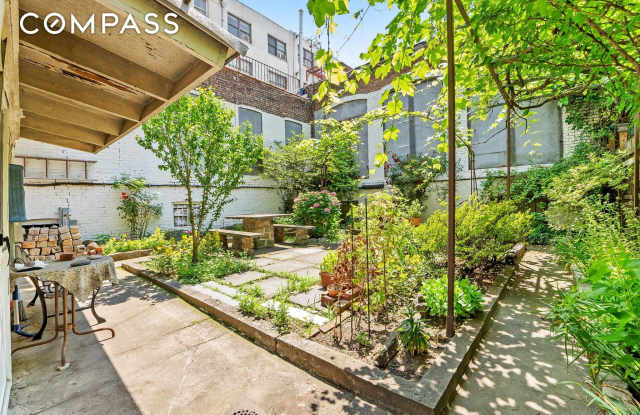 318 11th Street photos photos