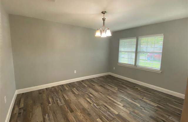 1801 Proctor Drive Gallery 3