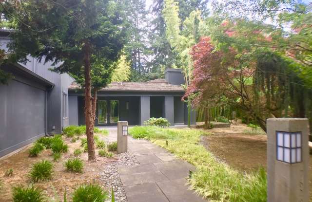 7629 Overlake Dr W Gallery 2