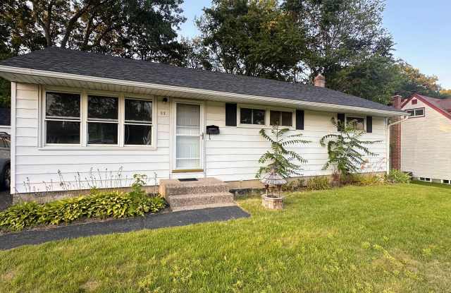 17 Bridle Path photos photos
