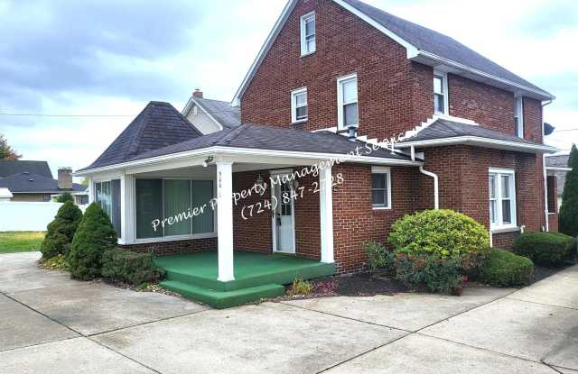 300 Wampum Avenue#1st Floor - 300 Wampum Avenue, Ellwood City, PA 16117