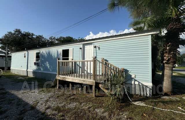 207 El Reposo Place - 207 El Reposo Place, Laguna Beach, FL 32413