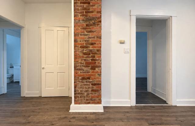 322 W James St Gallery 3