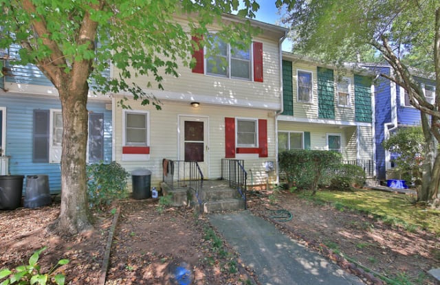 687 Stratford Green - 687 Stratford Green, Avondale Estates, GA 30002