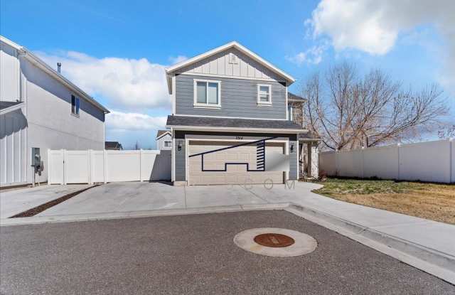 West Haven Utah 3 Bedroom 2.5 Bathroom Home! photos photos