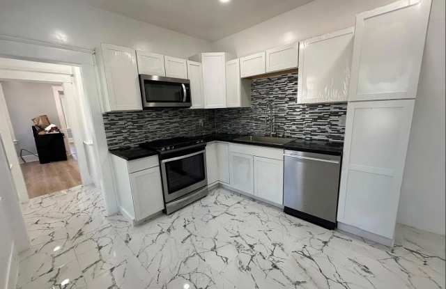 15 Forbus unit: 2 photos photos 15 Forbus unit: 2 photos photos