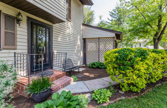 9579 Landbreeze Row Gallery 4