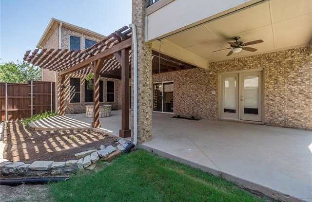 11503 Stephenville Drive Gallery 4