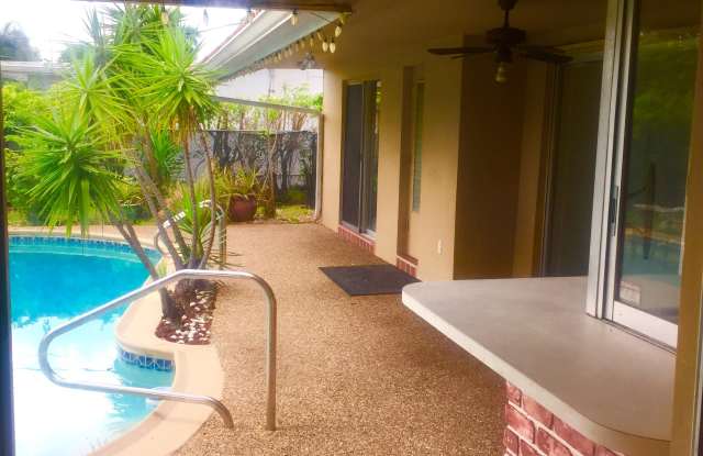 4408 Northeast 17th Terrace photos photos