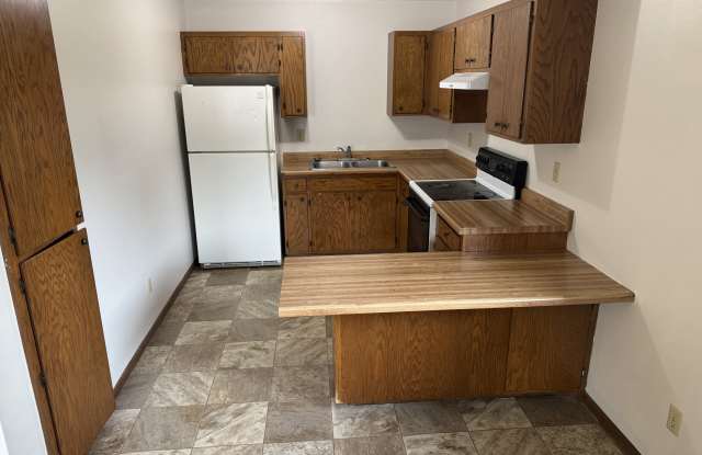 520 13th Street South - 2 Gallery 1