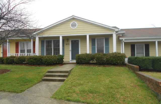 2 BR Townhome with lawn care included Gallery 1