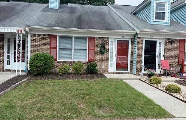 308 Crestwood Court - 308 Crestwood Court, York County, VA 23692
