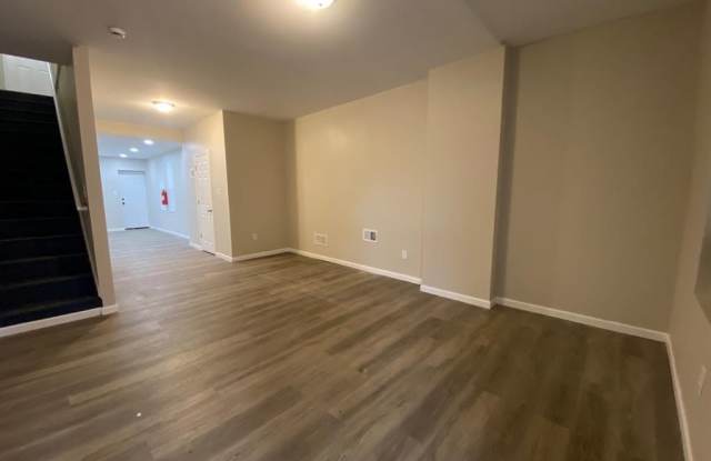 1833 S 6TH STREET photos photos