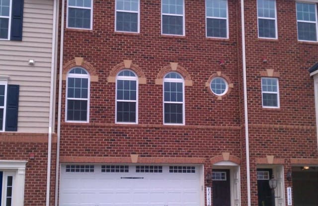 42152 SANDOWN PARK TERRACE - 42152 Sandown Park Terrace, Loudoun County, VA 20105