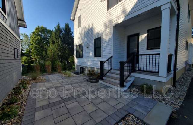 154 Elm St. photos photos