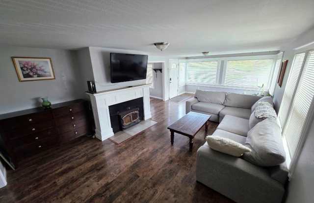 Furnished Home in Aberdeen for Rent! Gallery 3