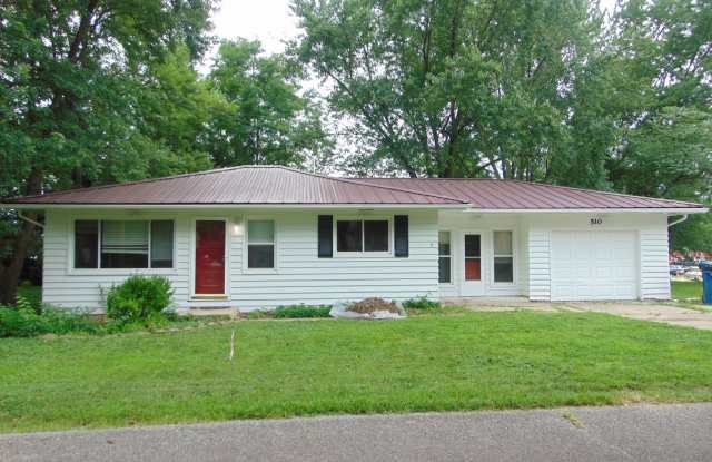 Nice 2 Bed 1 Bath House In Ashland! photos photos