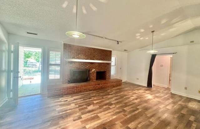 207 Whispering Pines Court photos photos