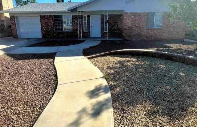 7153 DATE TREE Lane photos photos