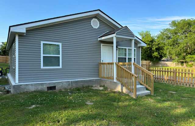 * Move-In Special * Cozy 2 Bedroom 1 Bathroom for Rent! photos photos