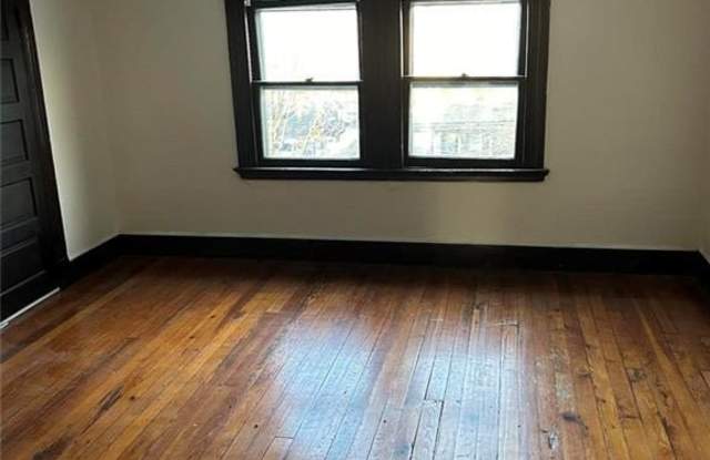 796 Elm Street Gallery 2