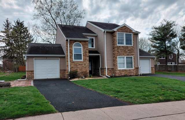 228 SPRING HOUSE Lane photos photos