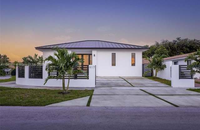 917 SW 78 Pl #0 MIAMI, FL 33144 photos photos