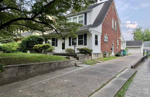 1208 Audubon Parkway photos photos