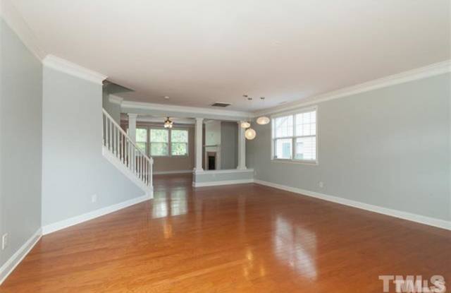 646 Piper Stream Drive Gallery 3