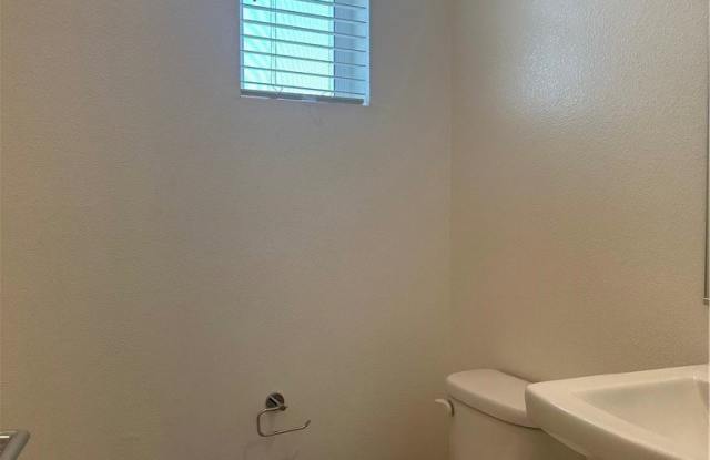 4230 S Hollyhock Paseo Gallery 4