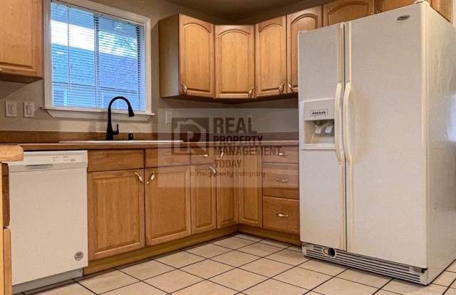 2510 S Ainsworth - 2510 South Ainsworth Avenue, Tacoma, WA 98405