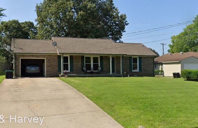 202 Centennial Drive - 202 Centennial Drive, Clarksville, TN 37043