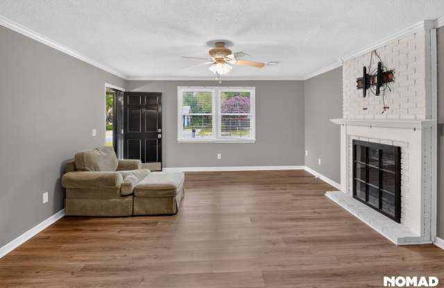 Charming 3BR House in Lexington Gallery 4