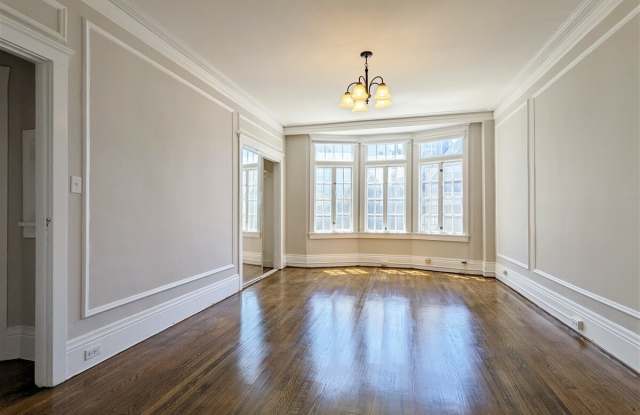 2030 Franklin Street photos photos