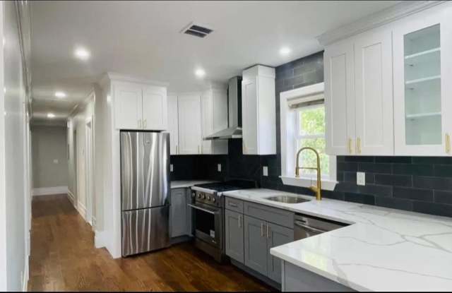 40 GRANT ST photos photos