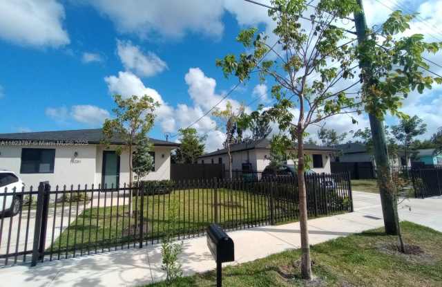 15221 Railroad Dr photos photos