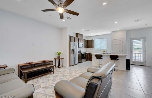6515 Taffrail Avenue Gallery 1