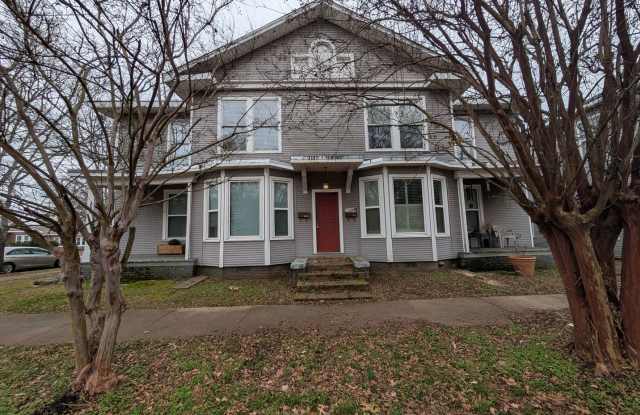 Spacious 2 Bedroom Walkable to Downtown photos photos