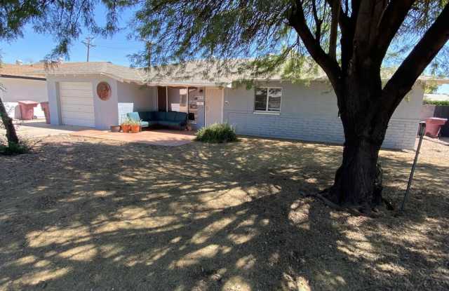 8355 E CYPRESS Street Gallery 2