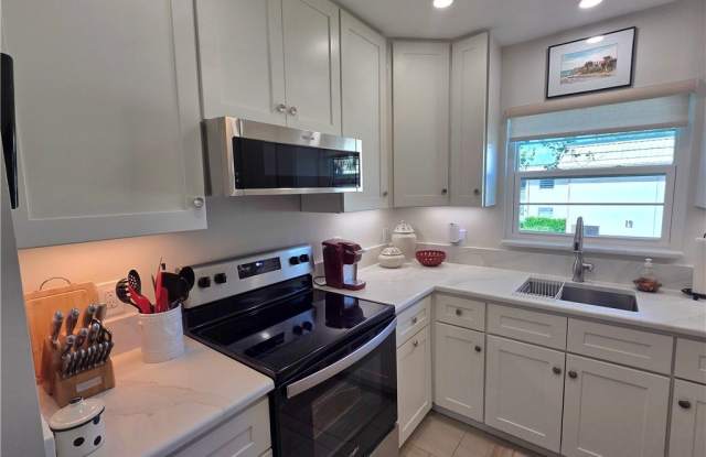 16 Vista Gardens Trail Gallery 2