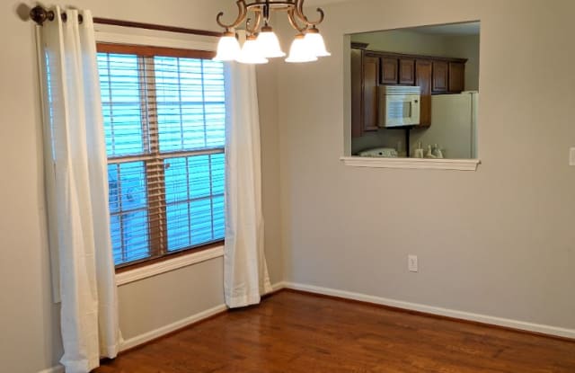 2113 Drummond Dr, Lexington KY - 2113 Drummond Dr, Lexington, KY 40511