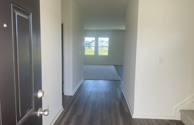 349 Sporting Drive Gallery 3