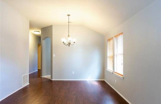5480 Crestwood Drive Gallery 3