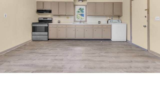 12 St Lawrence St photos photos