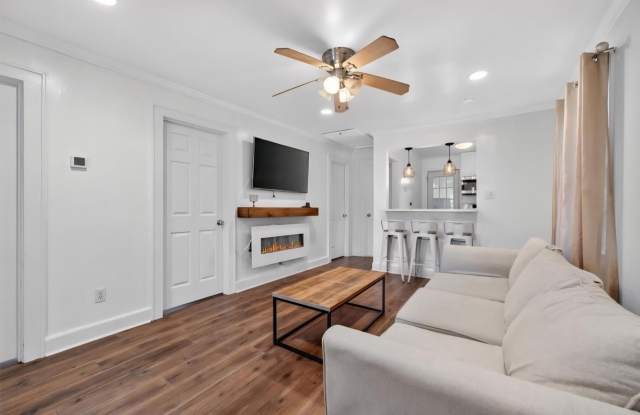 12 Lake Region Boulevard Gallery 3