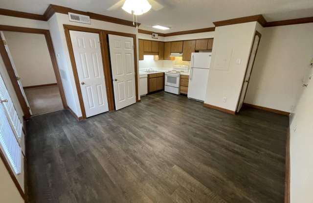 1 Bedroom 1 Bathroom Condo! - 3535 Ivy Commons Drive, Raleigh, NC 27606