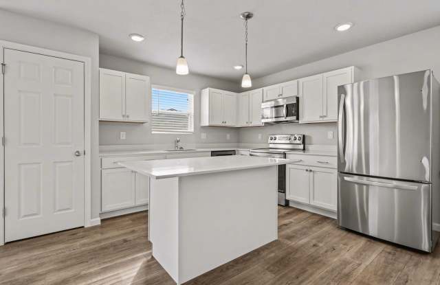 New Construction & Workforce Housing - Take advantage of this exclusive offer and enjoy a reduced security deposit of just $1,000. Applicants must move into the home within 5 days of available date to qualify. Gallery 3