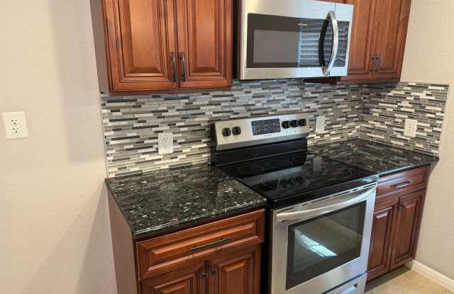 591 Burr Oak Ln Gallery 3