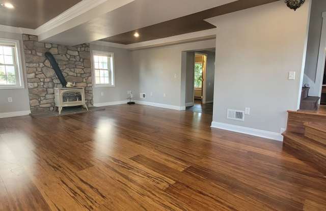 3 Bedroom 3 bathroom home in Leola - 228 East Main Street, Leola, PA 17540