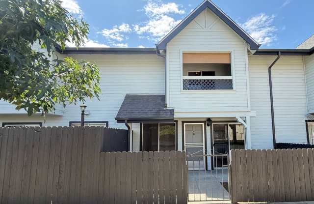 San Gabriel Townhouse for Lease Gallery 1